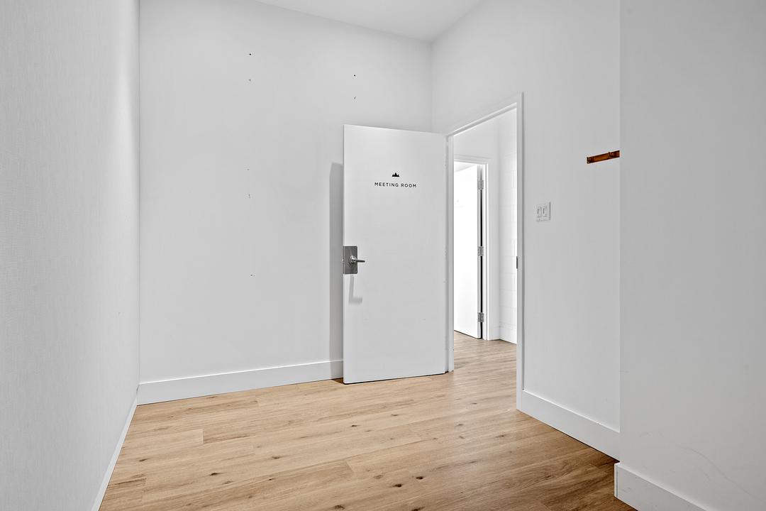 5 - 505 Industrial Ave, Ottawa, ON
