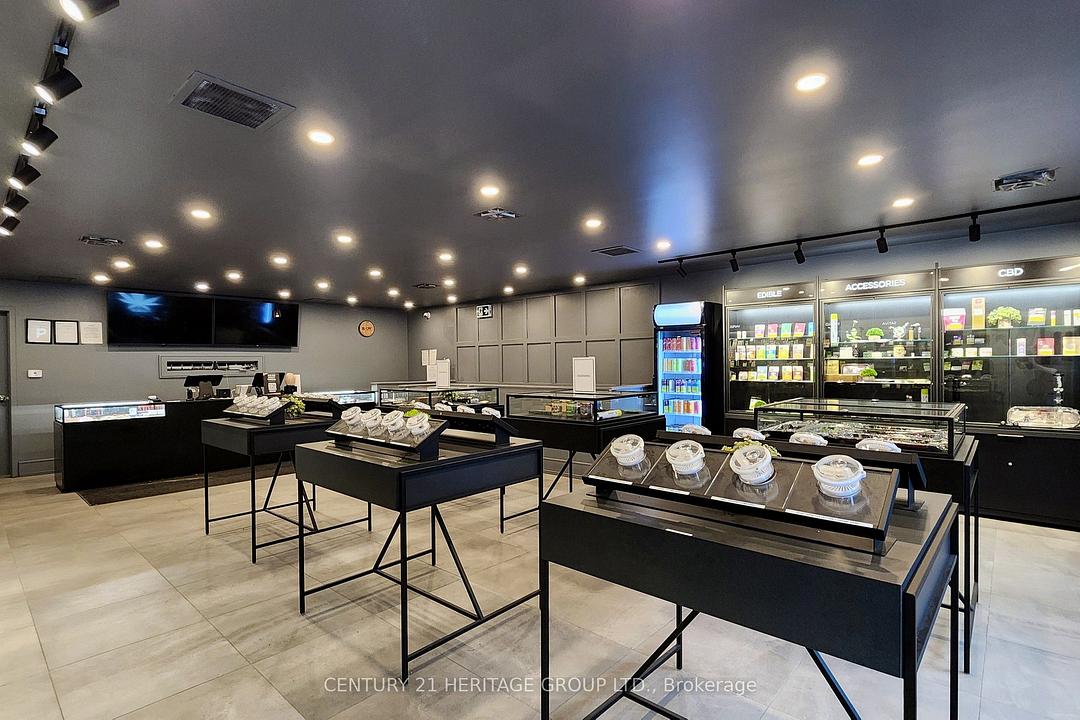 5171 Yonge Street, Toronto, ON