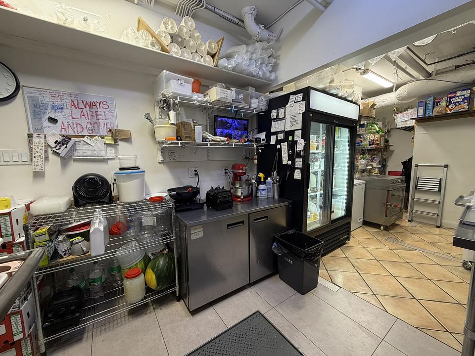 907 Denman Street, Vancouver, BC