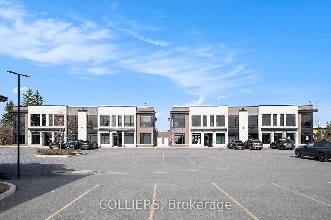202 - 2500 Saint Laurent Boulevard, Ottawa, ON