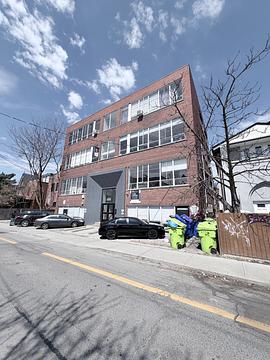 688 Richmond St W, Toronto, ON