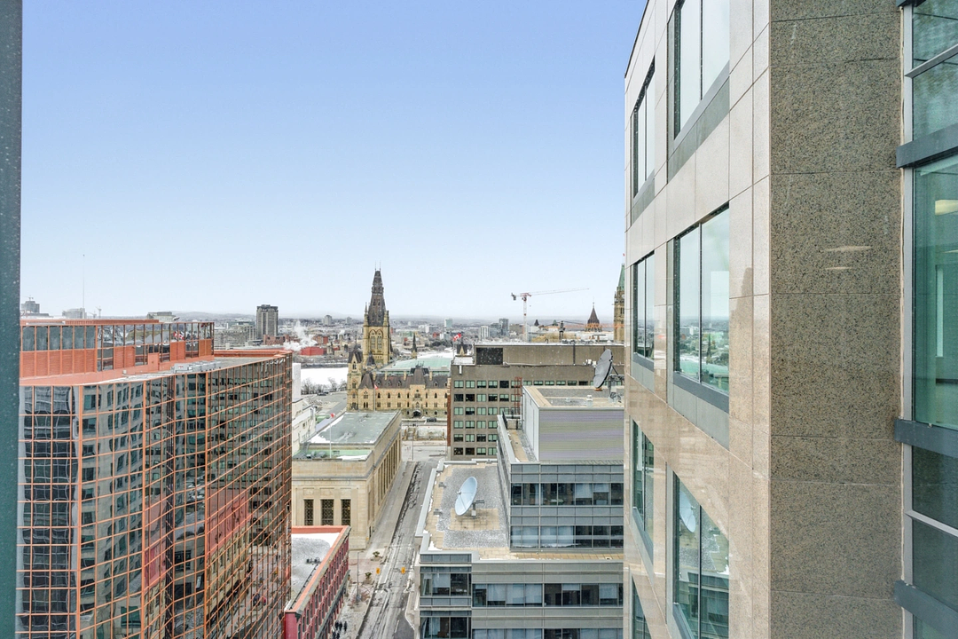 1850 - 45 O'Connor Street, Ottawa, ON