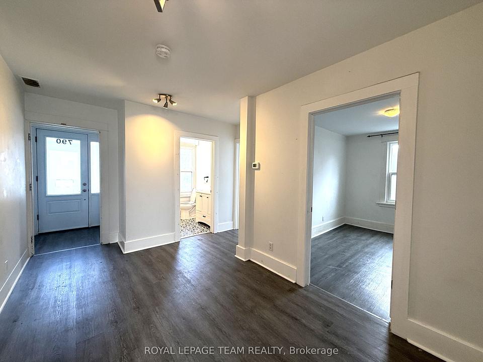 790 Bronson Avenue, Ottawa, ON