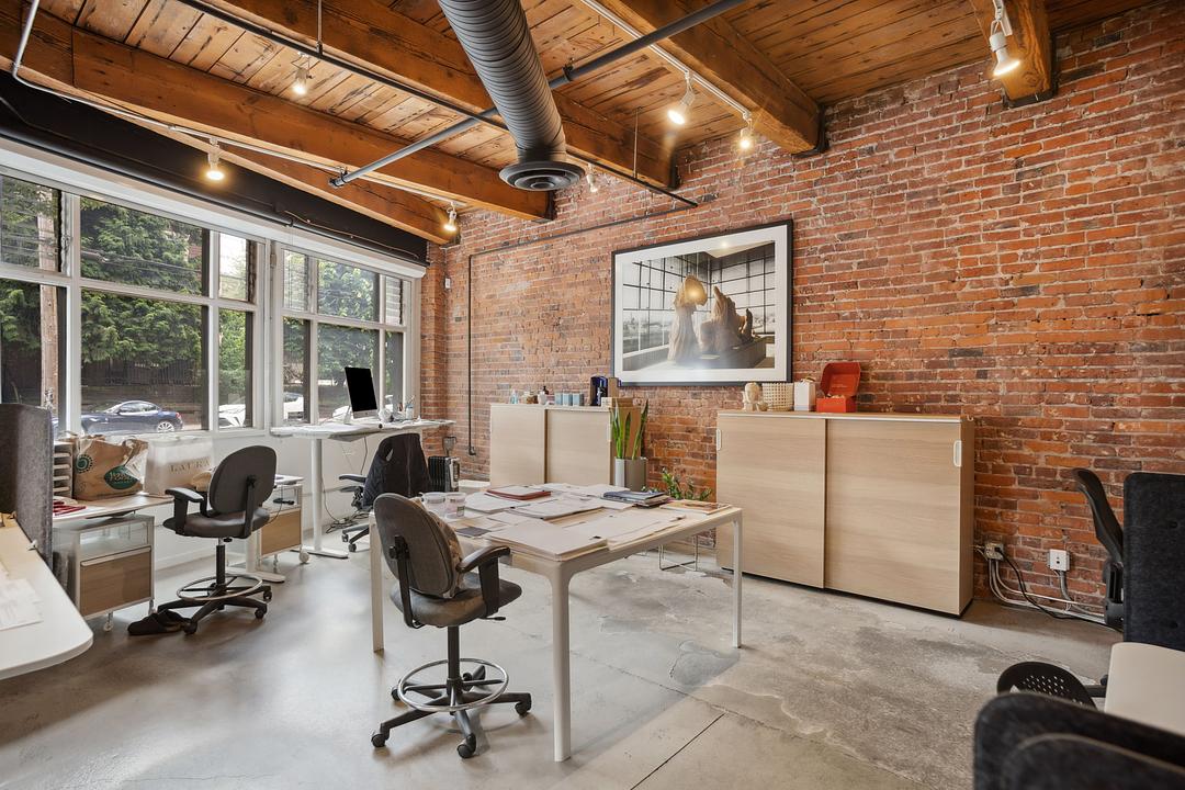 325 Railway Street, Vancouver, BC