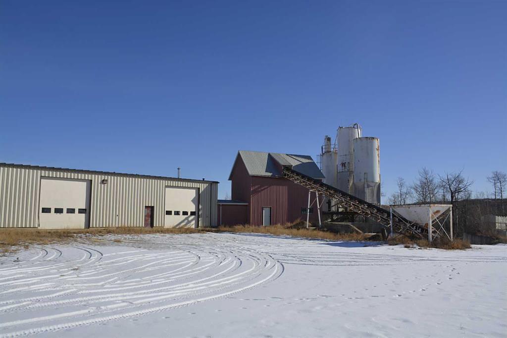 10601 77 Street, Peace River, AB