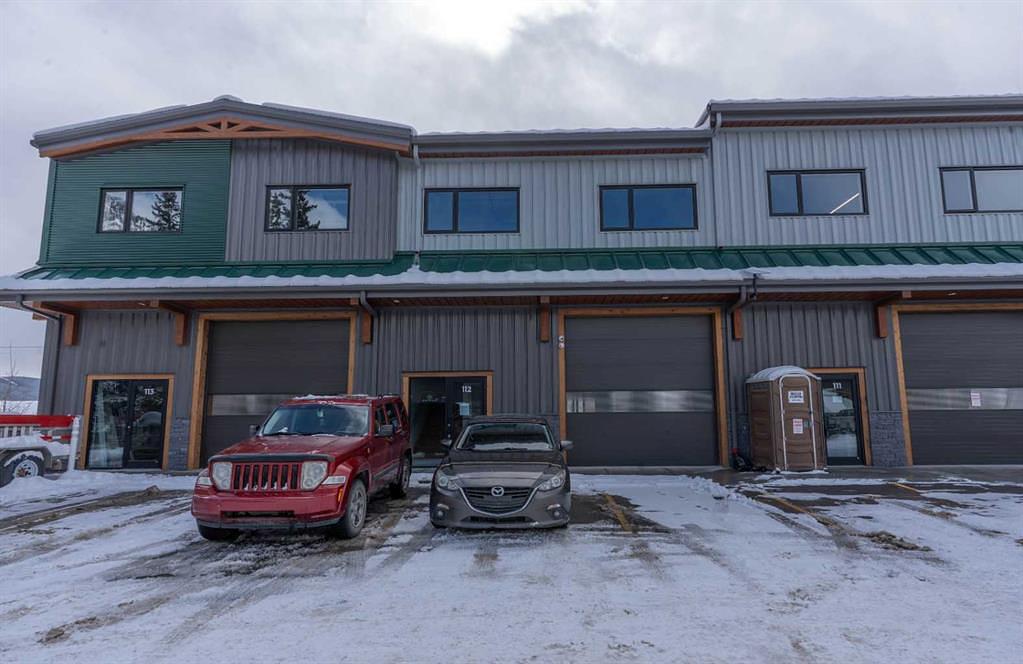 112 - 200 Alpine Meadows, Canmore, AB