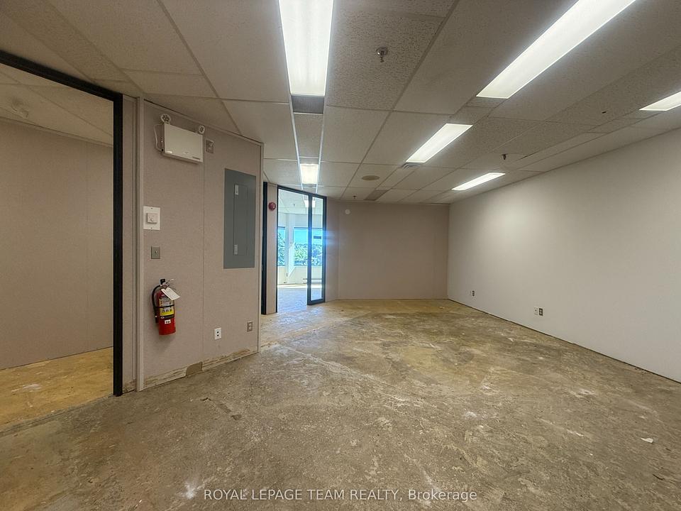 230 - 106 Colonnade Road North, Ottawa, ON