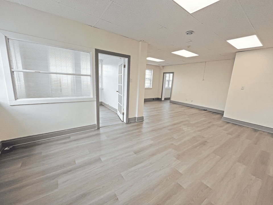 601 Saint George Boulevard, Moncton, NB