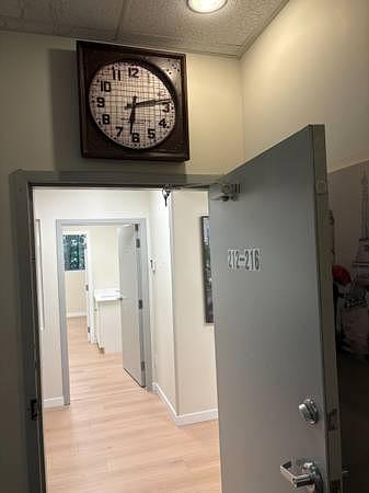 214 - 5668 192 St, Surrey, BC