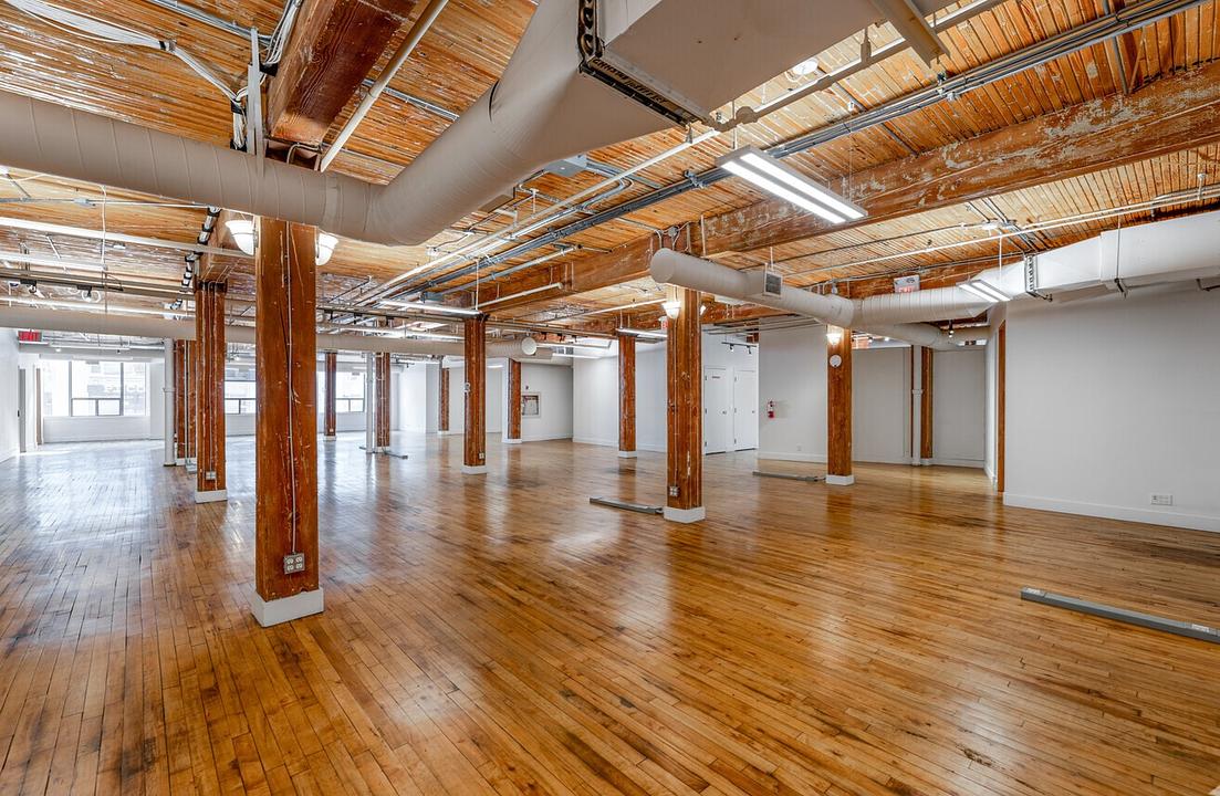 100 - 116 Spadina Avenue, Toronto, ON
