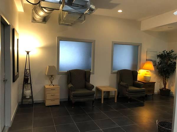 204 - 7877B Kingsway , Burnaby , BC