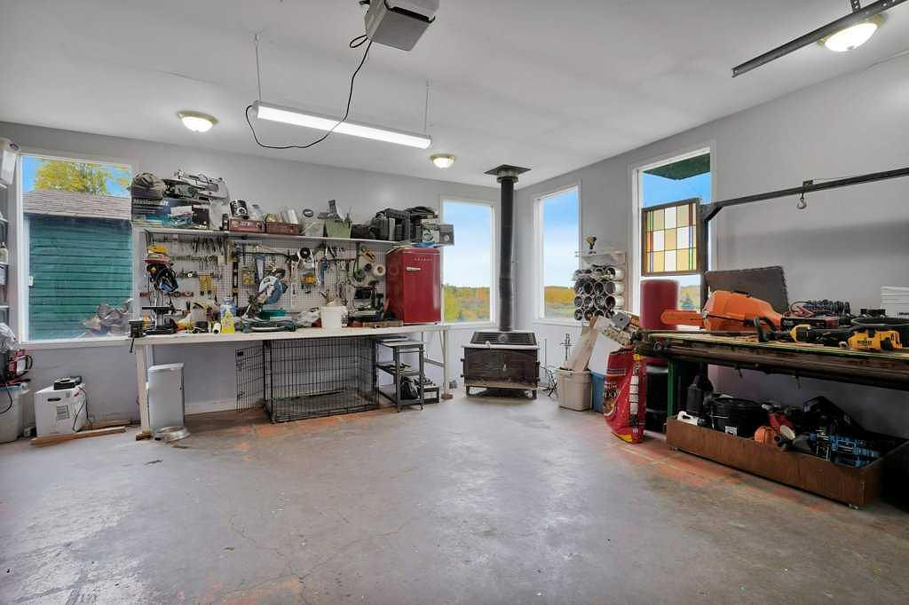 39212A - Highway 766, Red Deer County, AB