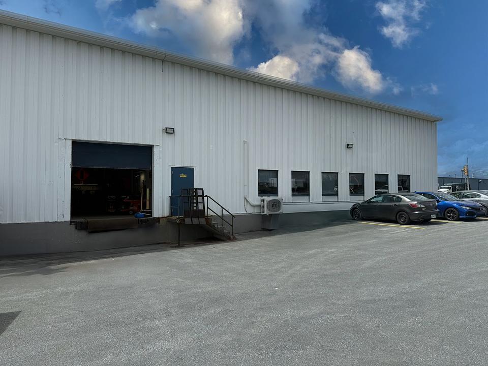 24 Akerley Boulevard, Dartmouth, NS