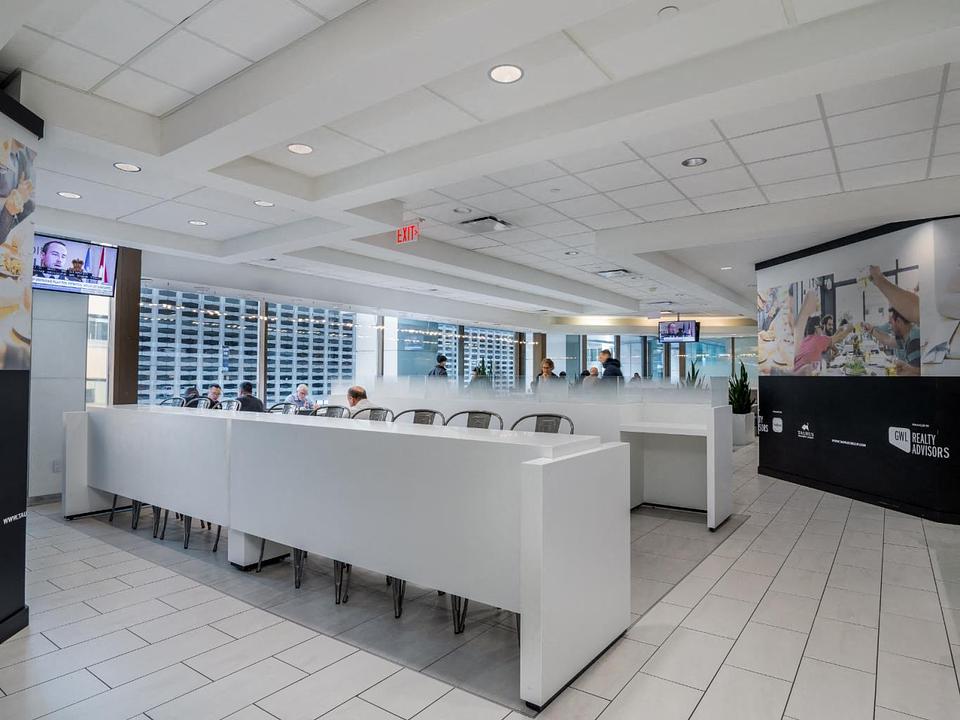 1600 - 605 5 Avenue Southwest, Calgary, AB