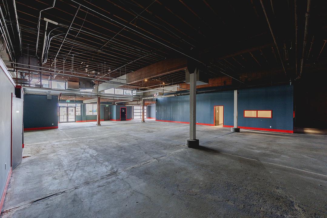 100 - 11480 River Road, Richmond, BC