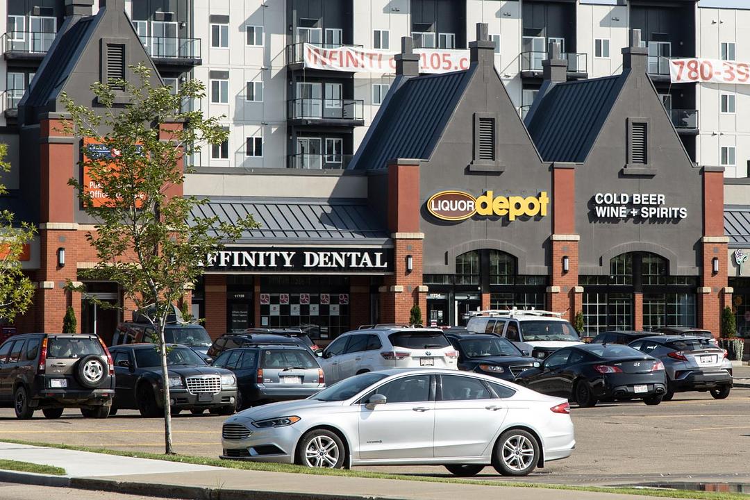 11620 - 11808 104 Avenue Northwest, Edmonton, AB
