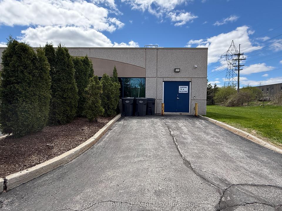 2490 Don Reid Drive, Ottawa, ON