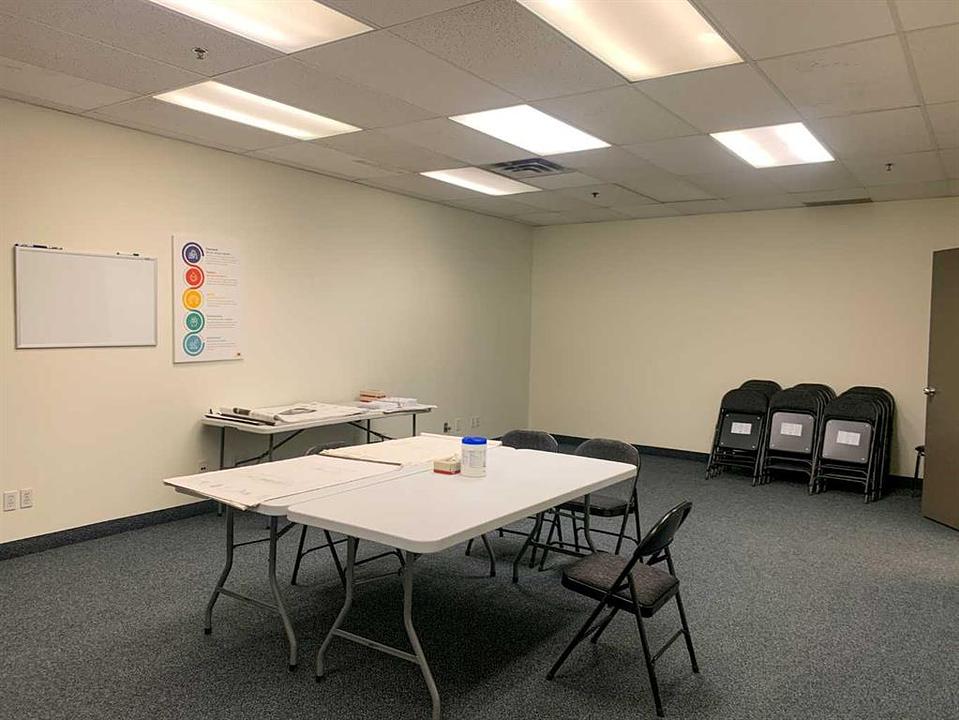 3000 15 Street Northeast, Calgary, AB