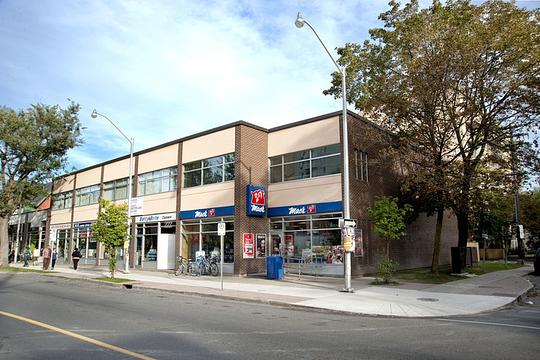 228 Laurier Ave E, Ottawa, ON