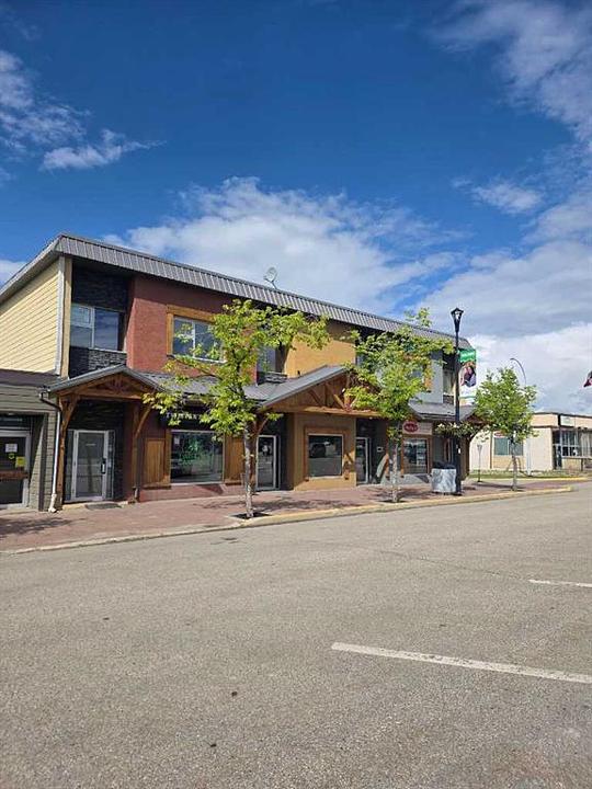 1800 Pine Plaza Road, Grande Cache, AB