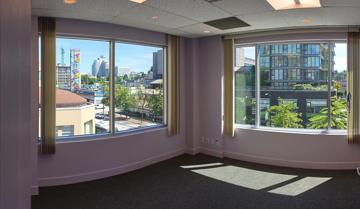 305 - 1245 West Broadway, Vancouver, BC