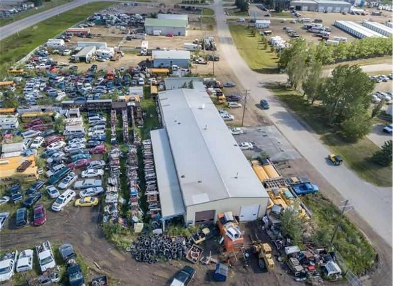 2 Industrial Drive, Sylvan Lake, AB