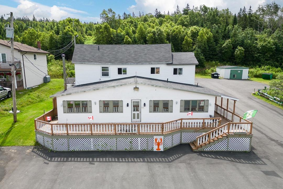 785 Nova Scotia 105, Boularderie, NS