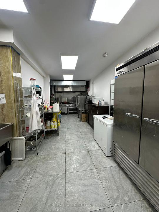 27 Dunlop Street West, Barrie, ON