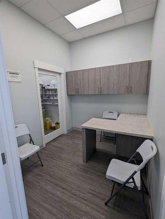 180 - 5504 Macleod Trail Southwest, Calgary, AB
