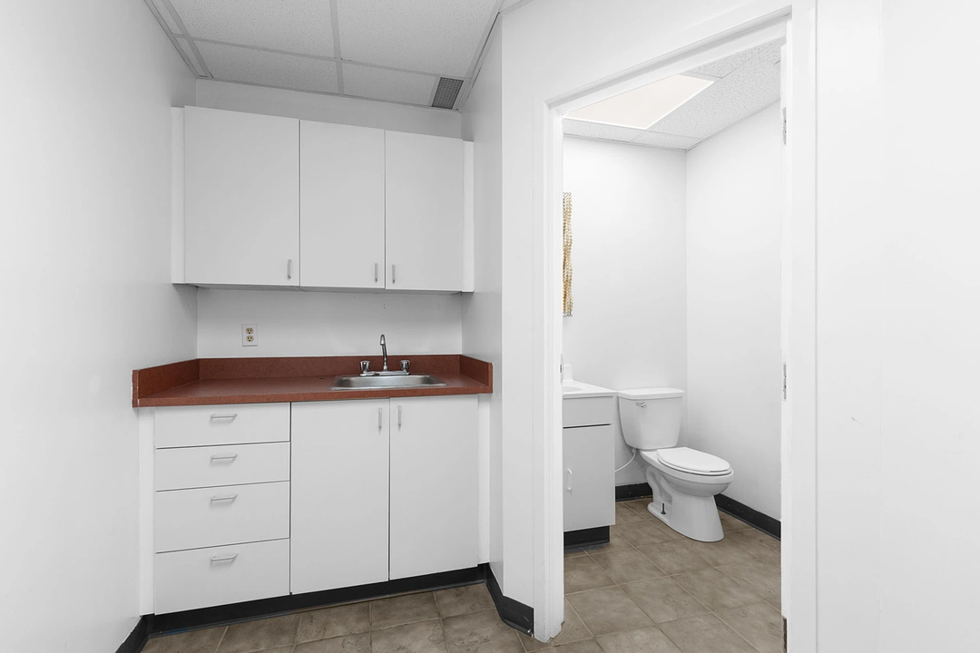 8146 - 8150 Boulevard Métropolitain Est, Montréal, QC