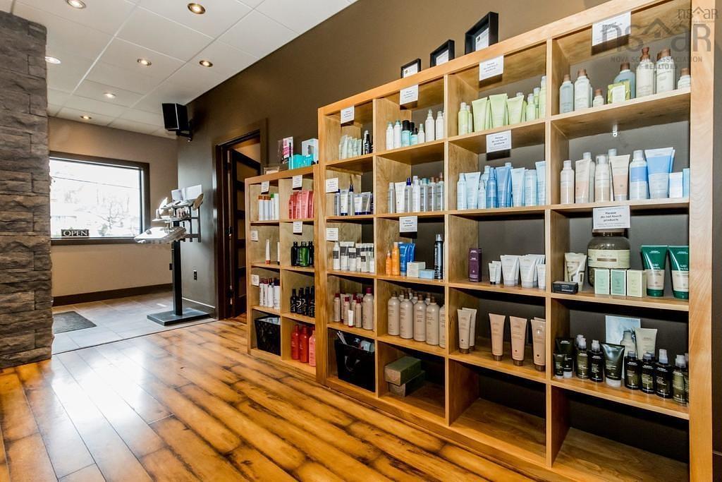 800 Main Street, Kingston, NS