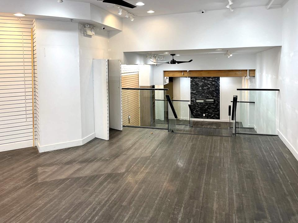 R004 - 375 Water Street, Vancouver, BC