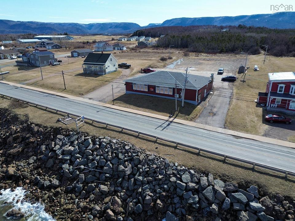 15528 Cabot Trail, Chéticamp, NS