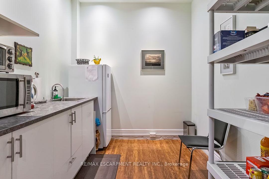 13 - 2400 Wyecroft Road, Oakville, ON