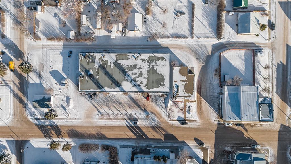 308 2 Avenue, Bassano, AB