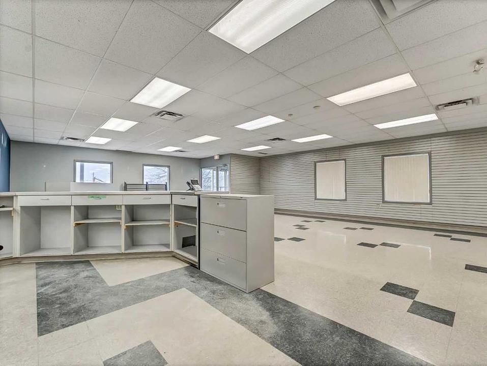 1782 32 Street Southwest, Medicine Hat, AB