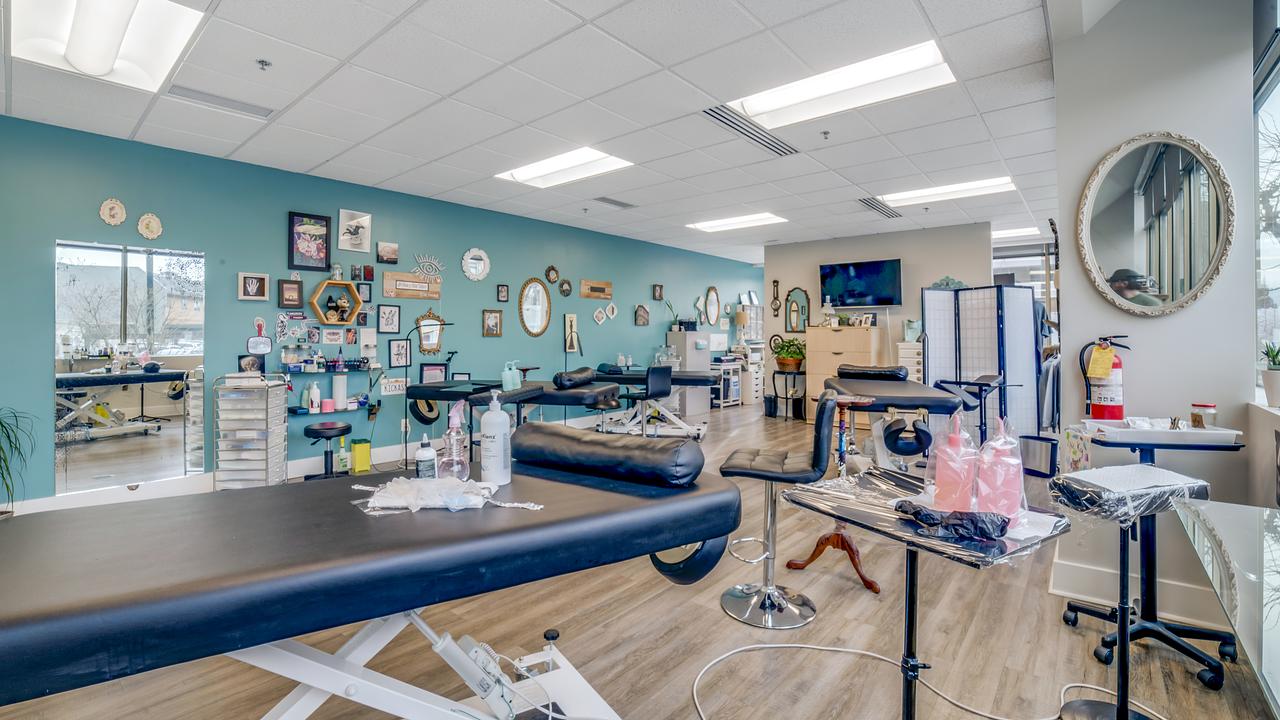 B2 - 1620 Dickson Ave, Kelowna, BC