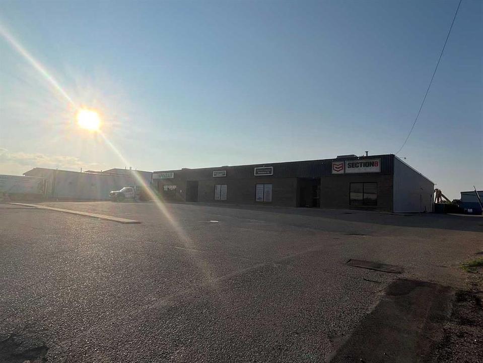 3221 2 Avenue North, Lethbridge, AB