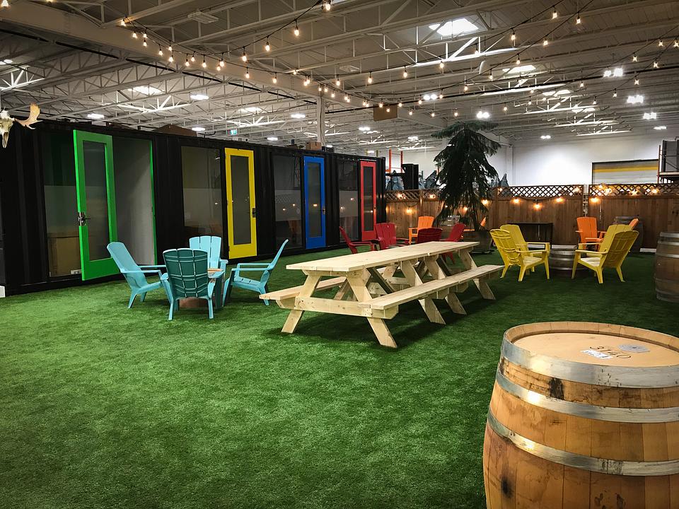 600 sqft Warehouse + Access to Coworking Space - 4030 8 St SE, Calgary, AB