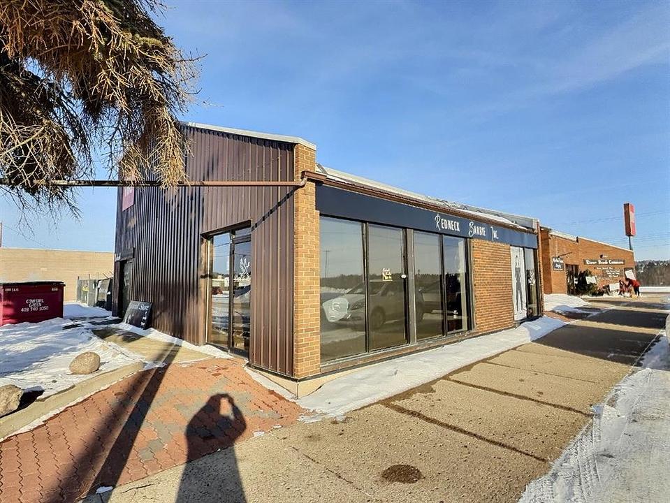 4804 50 Street, Ponoka, AB