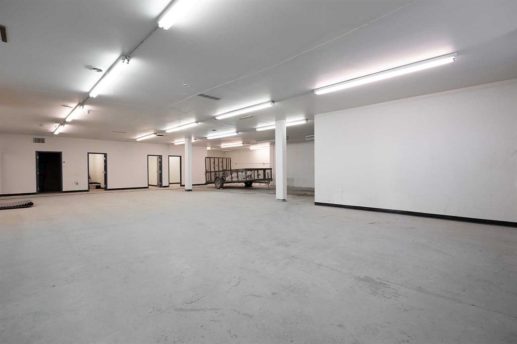 110 - 9401 Franklin Avenue, Fort McMurray, AB