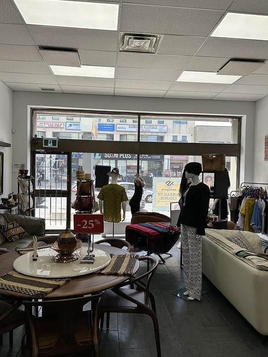 5887 Chemin de la Côte-des-Neiges, Montréal, QC