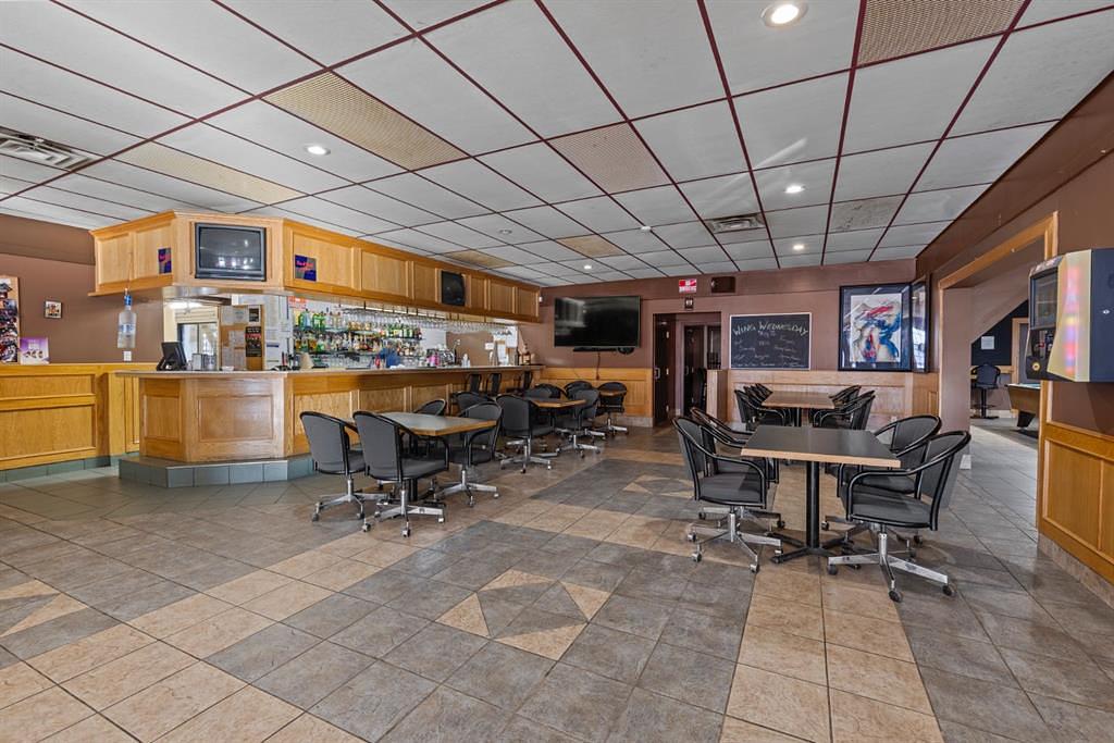 308 2 Avenue, Bassano, AB