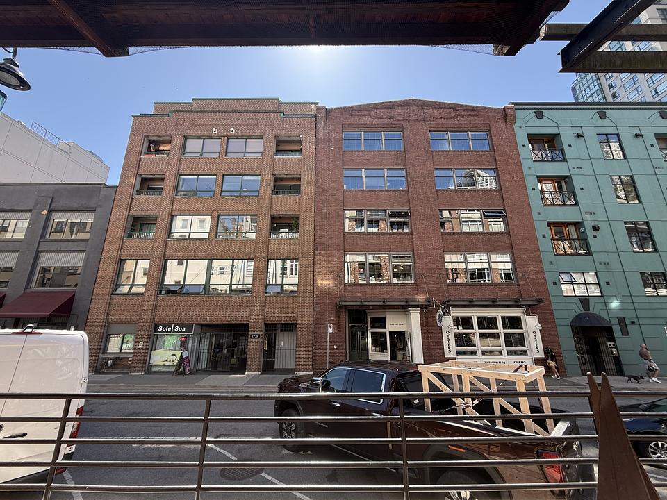 203 - 1226 Hamilton Street, Vancouver, BC