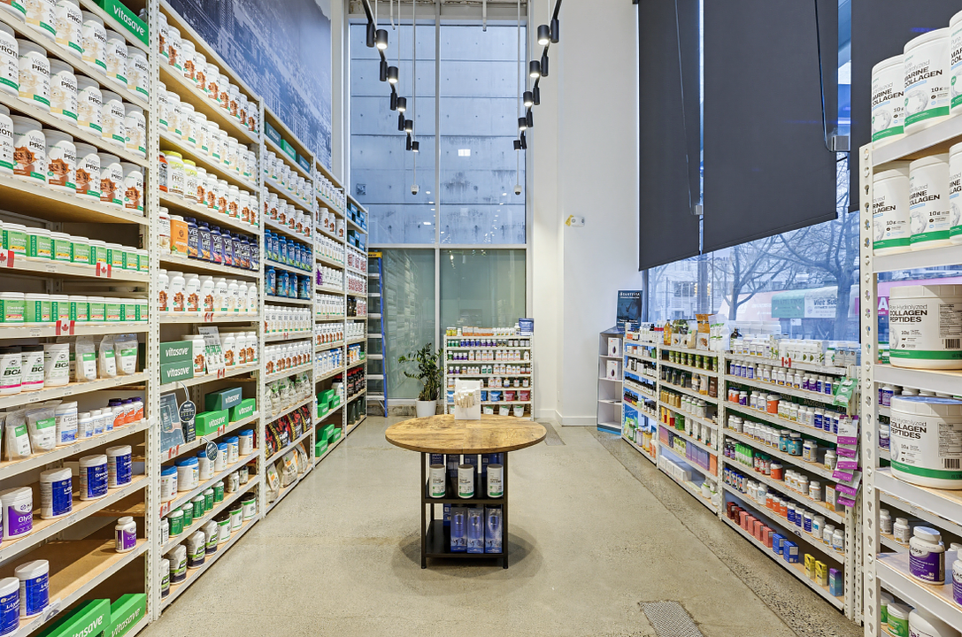 551 - 555 Robson Street, Vancouver, BC