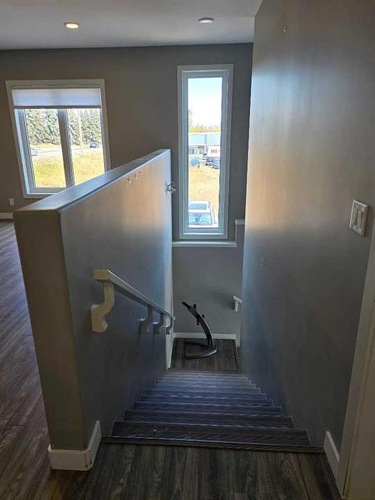 201 - 110 Pelican Place, Sylvan Lake, AB