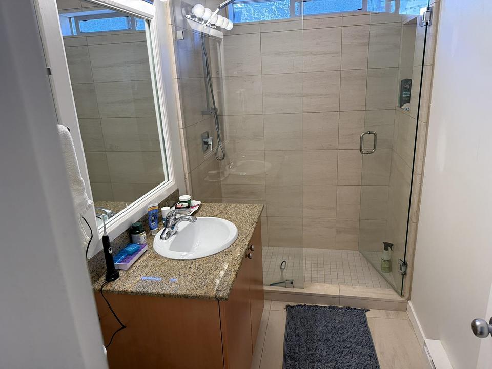 1334 Cardero Street, Vancouver, BC