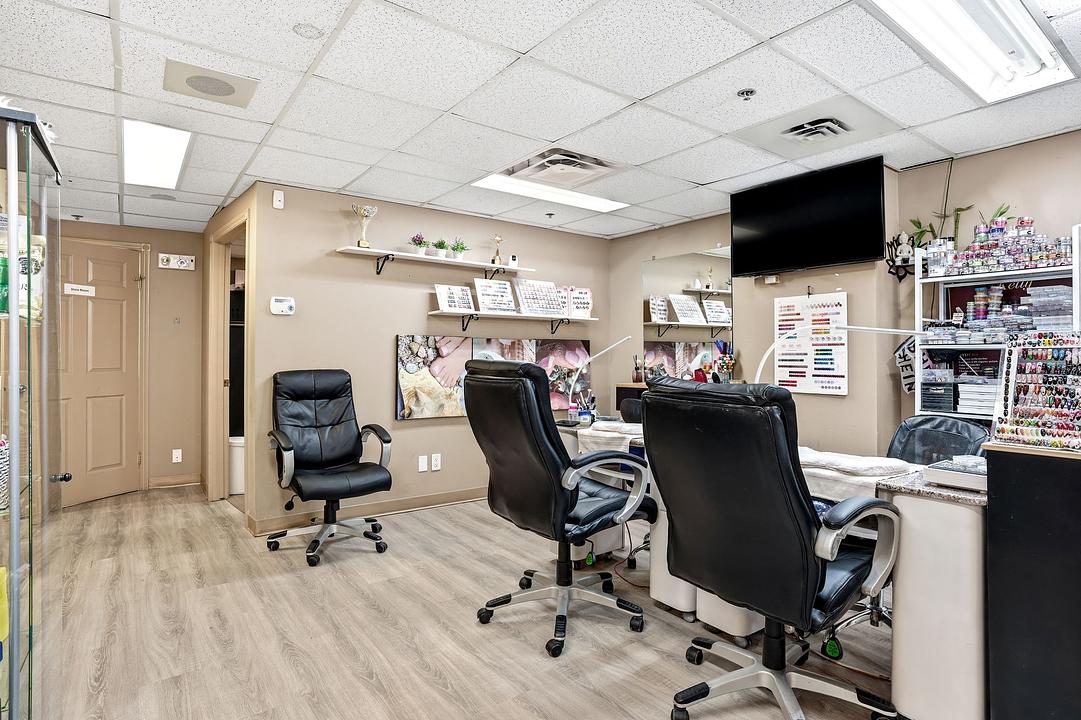 1868 Scarth Street, Regina, SK