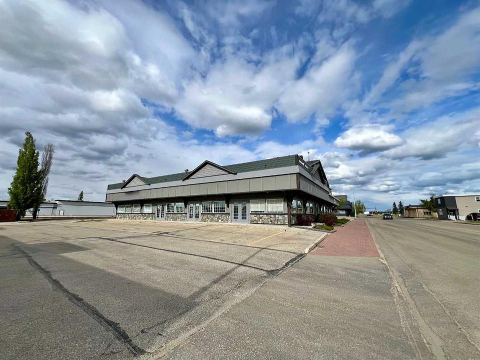 105, 106 - 9824 97 Avenue, Grande Prairie, AB