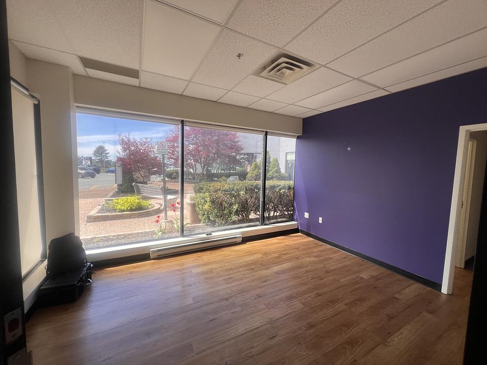 T21-600 - 202 Brownlow Avenue, Dartmouth, NS
